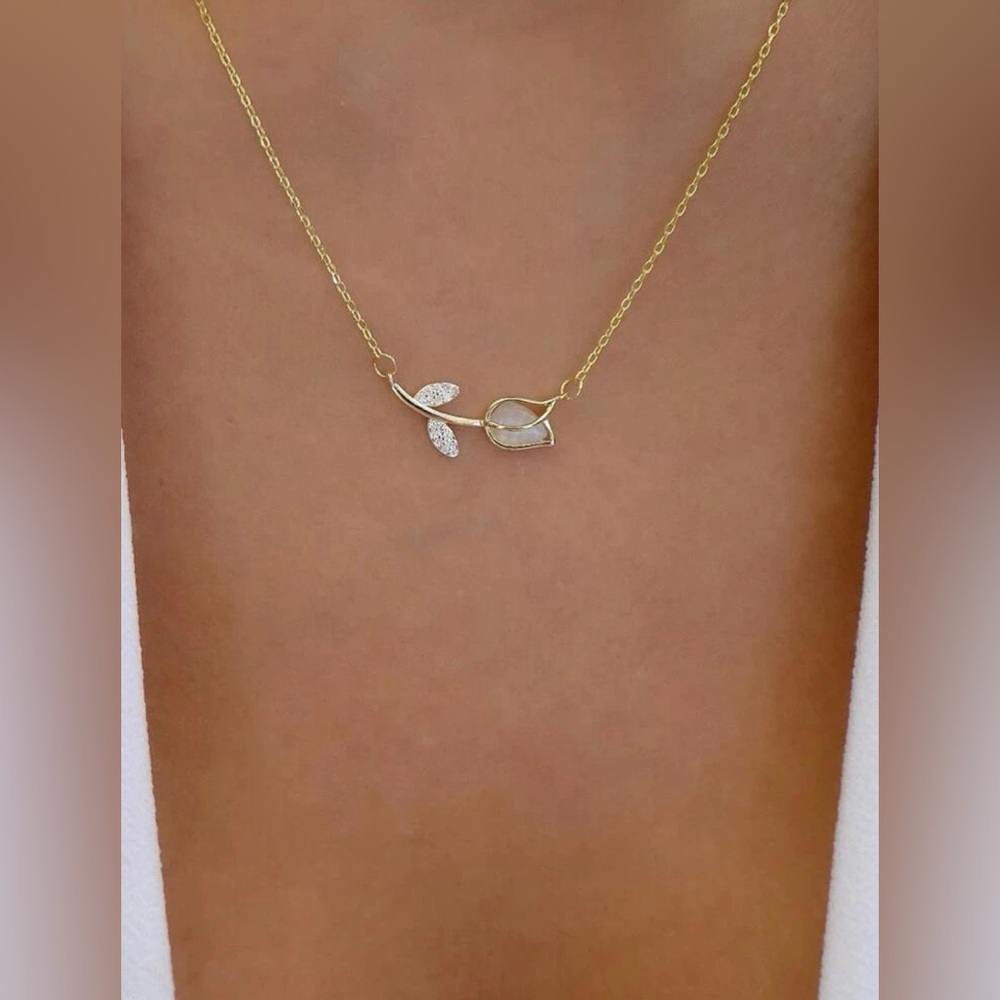 Flower rhinestone Charm Necklace custom jewelry